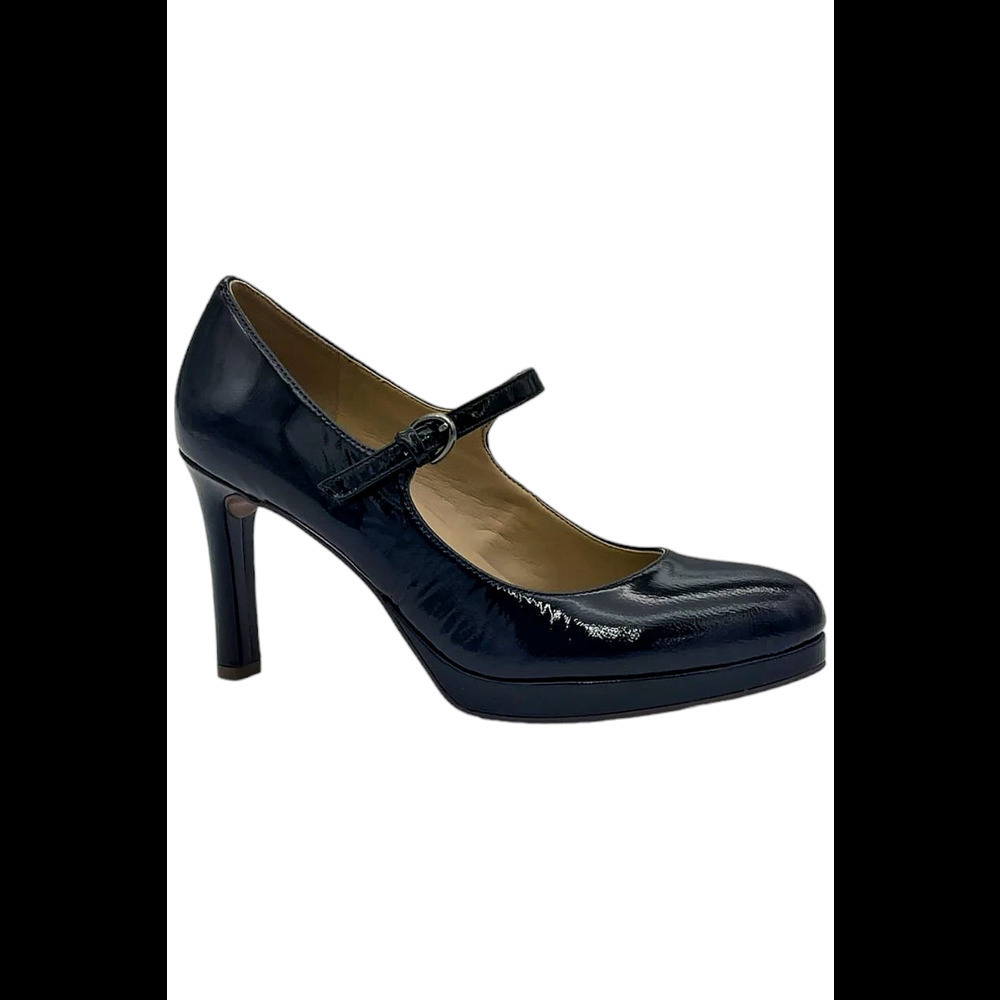 Naturalizer Black Patent Mary Jane Heels